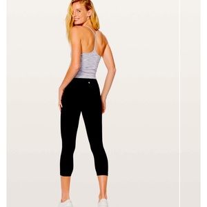 Black Lululemon Align Crop 21”